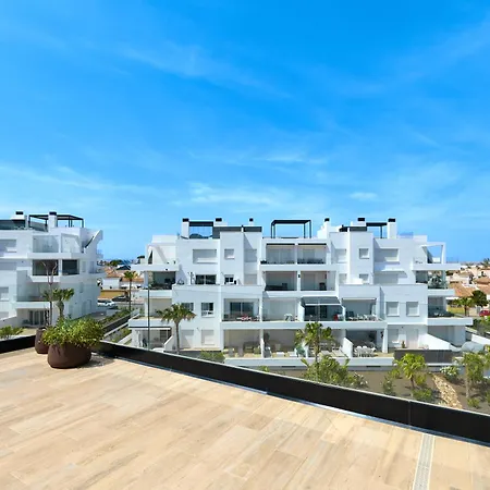 Apartment Stylish Penthouse With Jacuzzi *