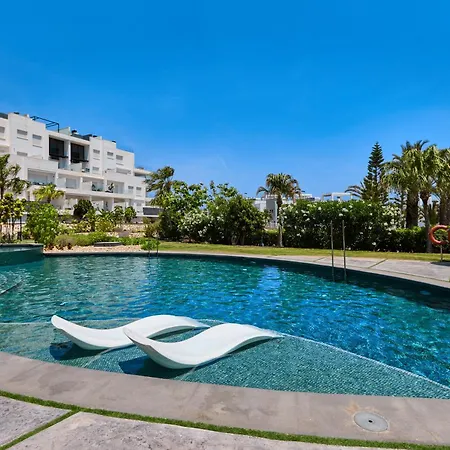 Stylish Penthouse With Jacuzzi Torrevieja