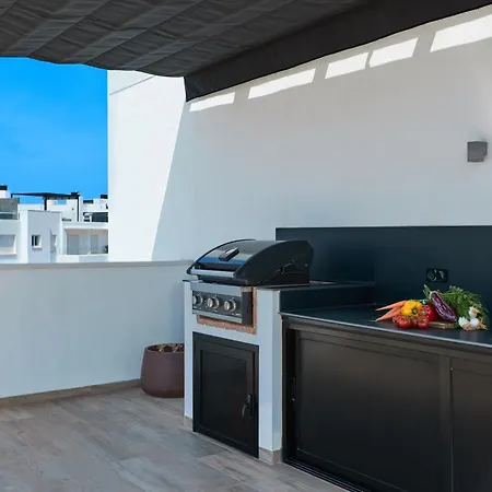 Apartment Stylish Penthouse With Jacuzzi