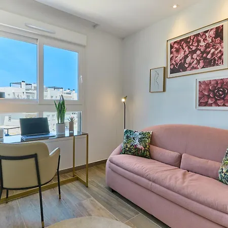 Apartment Stylish Penthouse With Jacuzzi Torrevieja