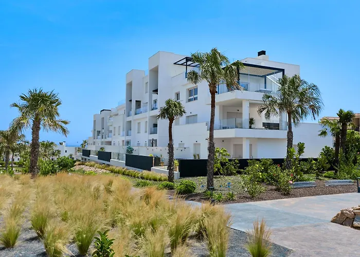 Lägenhet Stylish Penthouse With Jacuzzi - By Welcomely